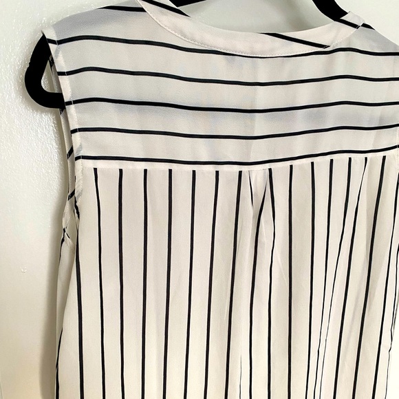 Professional top - Picture 1 of 3